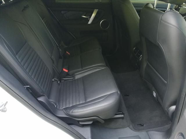 Land Rover Discovery Sport 2021