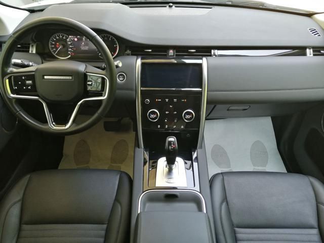 Land Rover Discovery Sport 2021