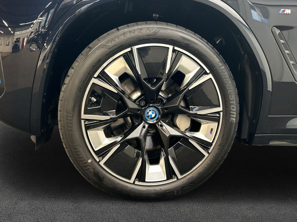 BMW iX3 2022