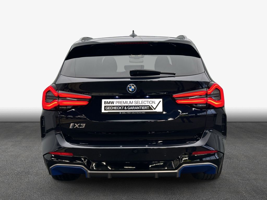 BMW iX3 2022