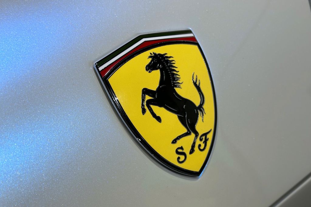 Ferrari 12Cilindri 2025
