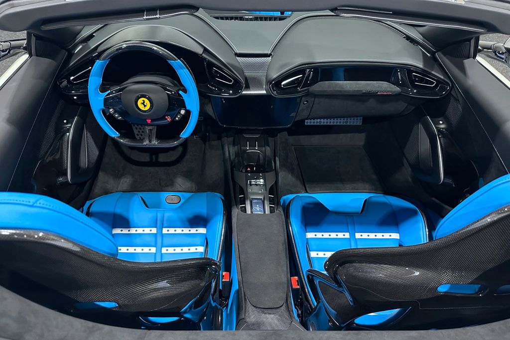 Ferrari 12Cilindri 2025