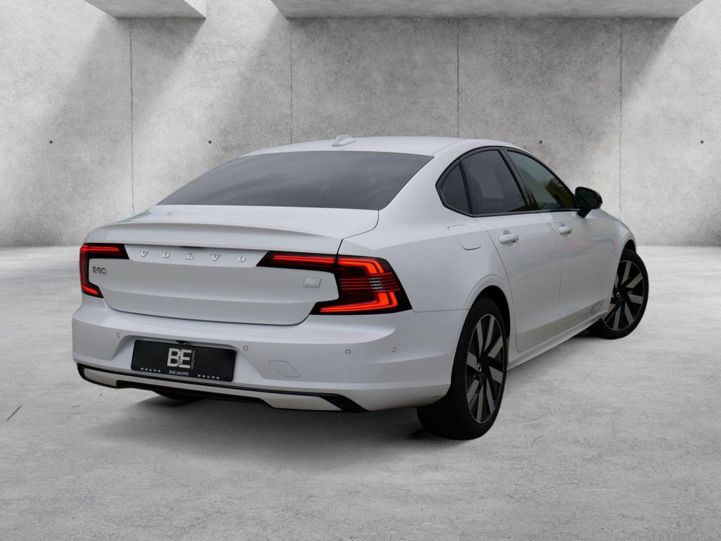 Volvo S90 2025