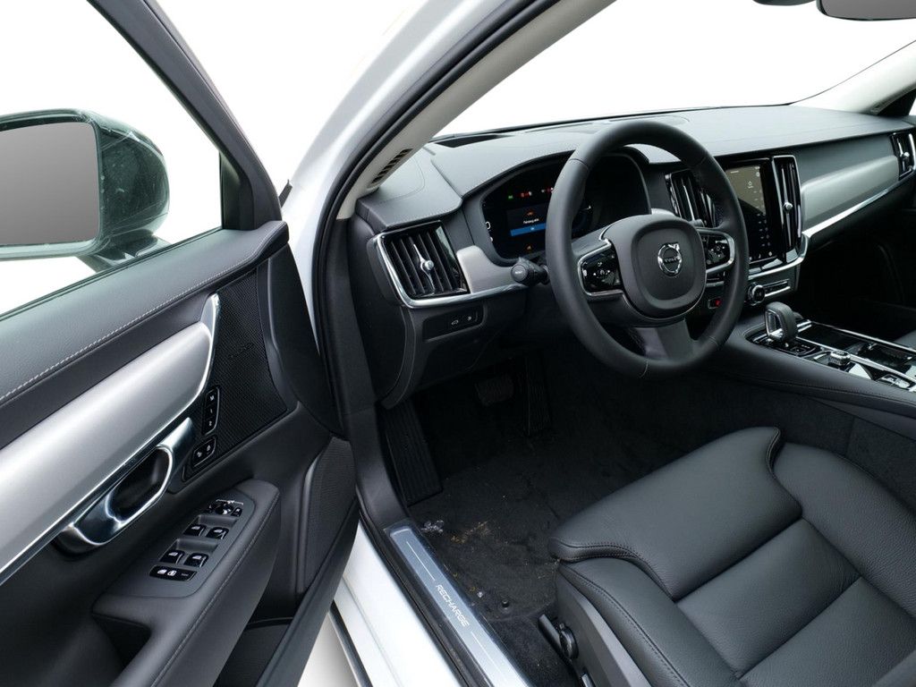Volvo S90 2025