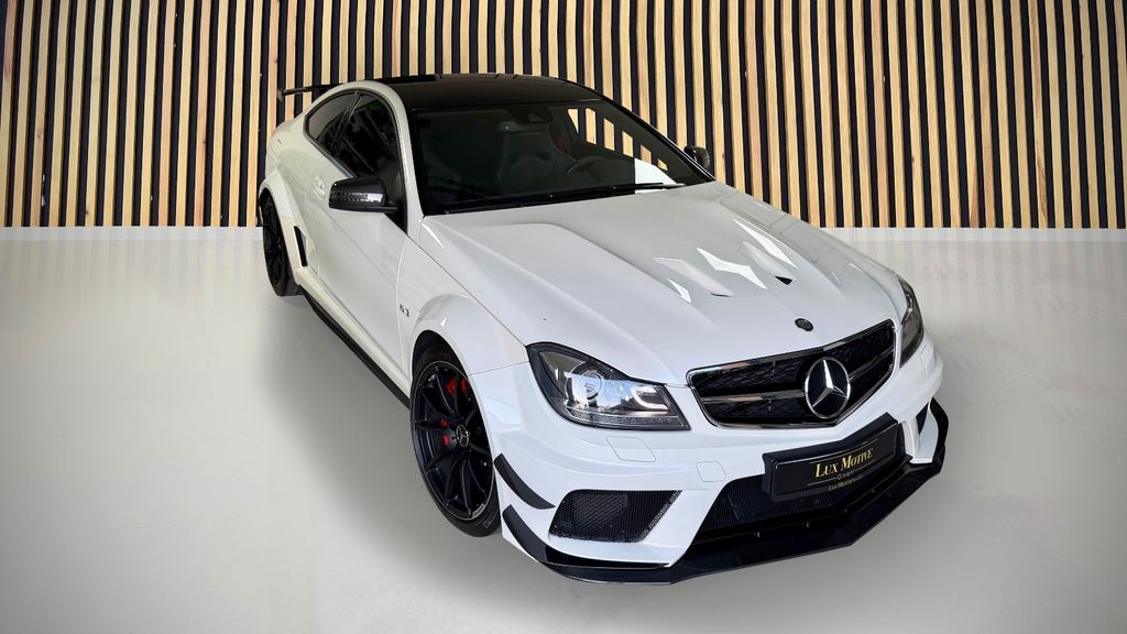 Mercedes-Benz C 63 AMG 2012