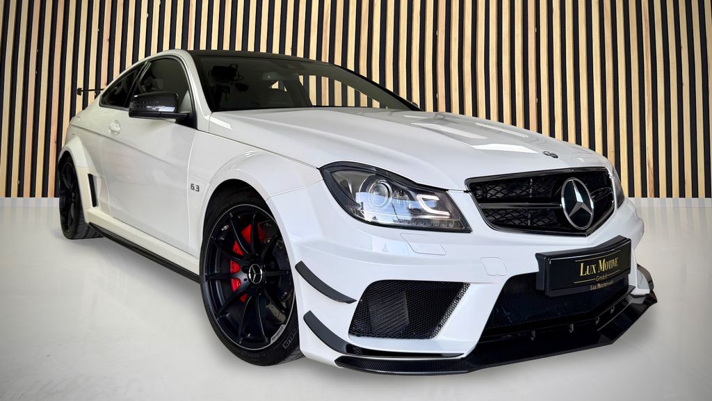 Mercedes-Benz C 63 AMG 2012