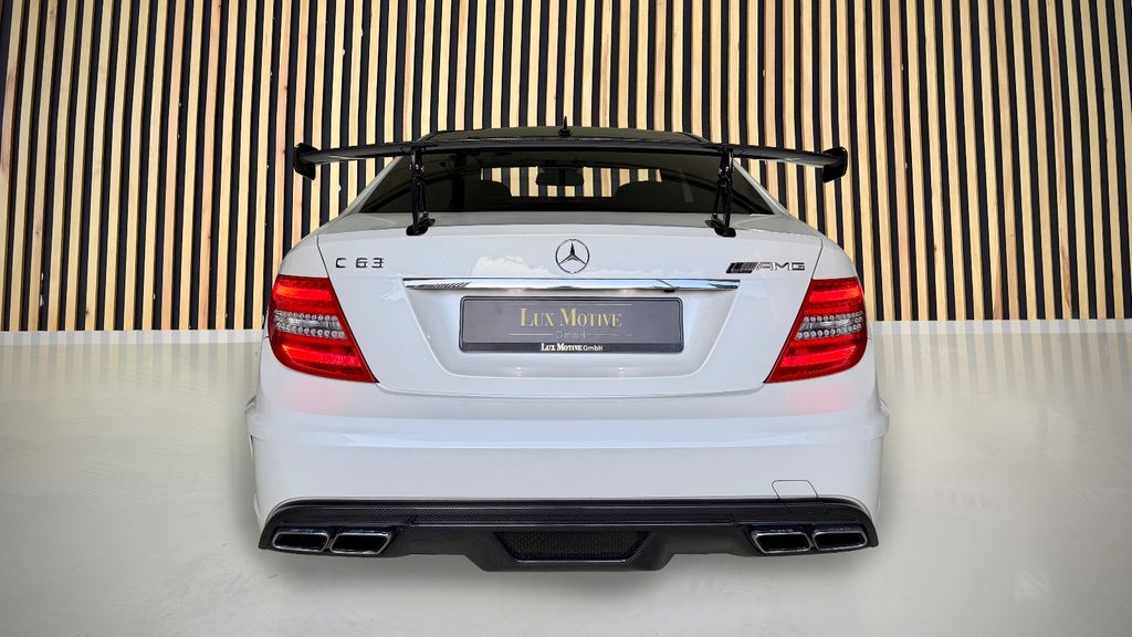 Mercedes-Benz C 63 AMG 2012