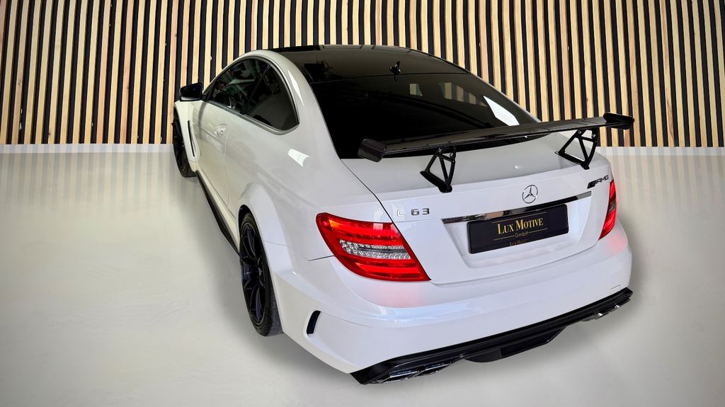 Mercedes-Benz C 63 AMG 2012