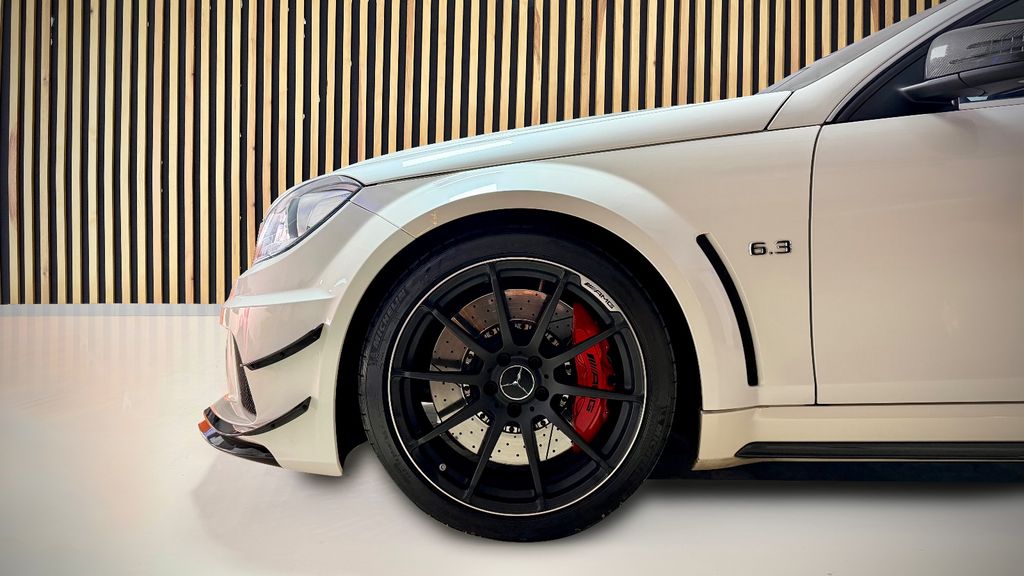 Mercedes-Benz C 63 AMG 2012