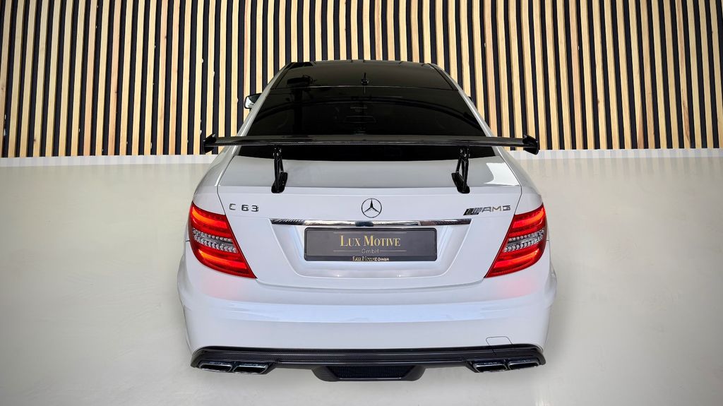 Mercedes-Benz C 63 AMG 2012