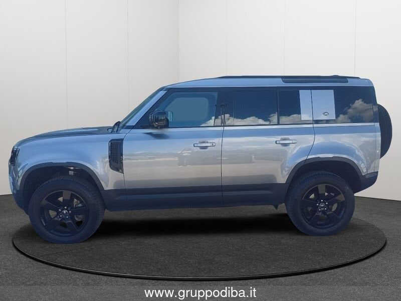 Land Rover Defender 2023