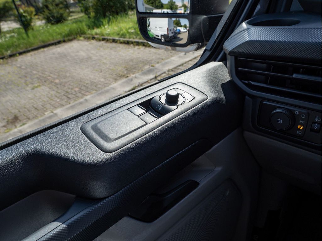 Ford Transit Custom 2025