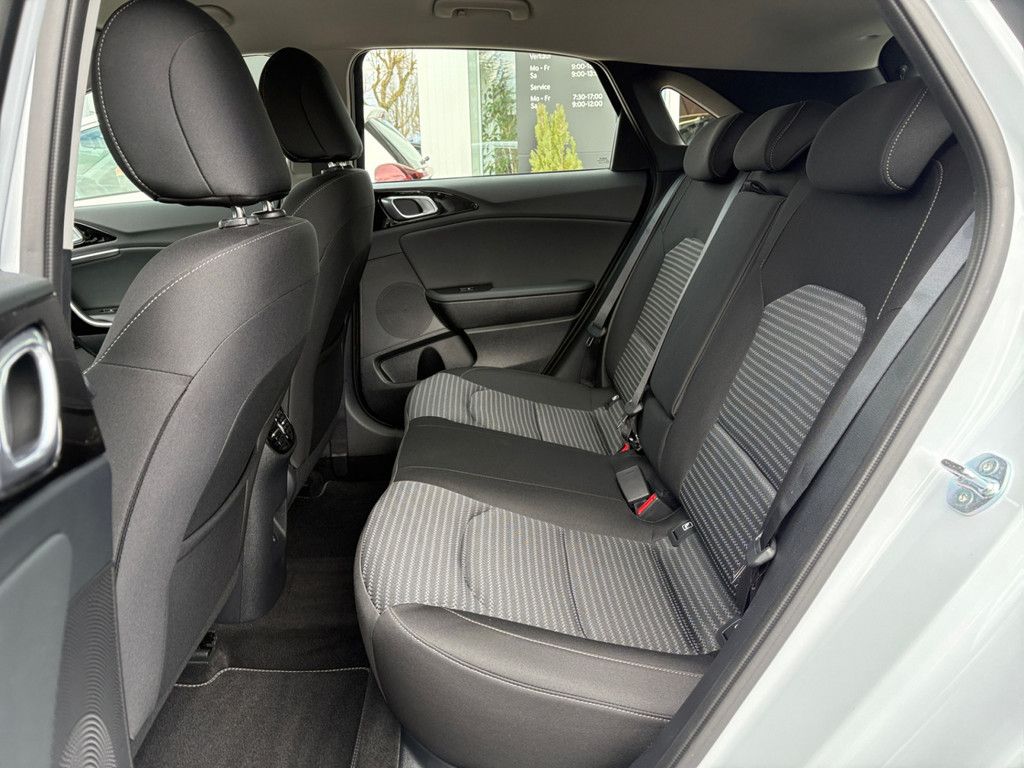 Kia cee'd / Ceed 2025