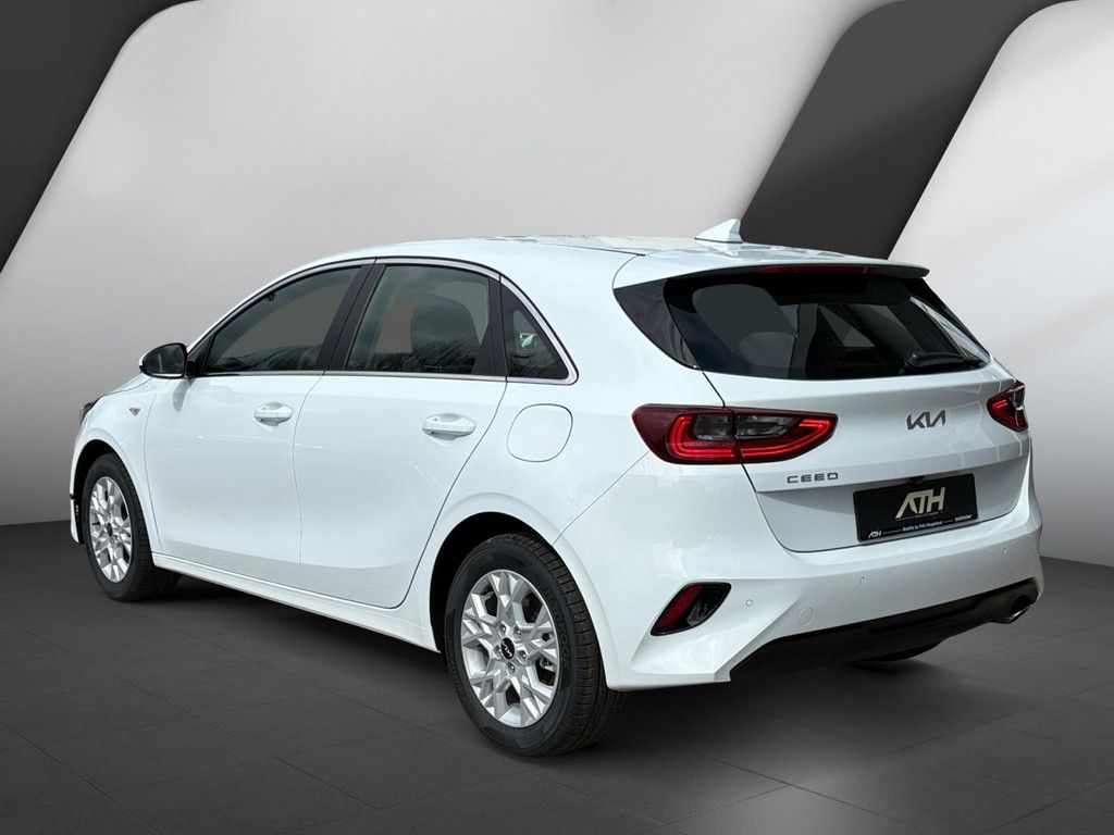 Kia cee'd / Ceed 2025