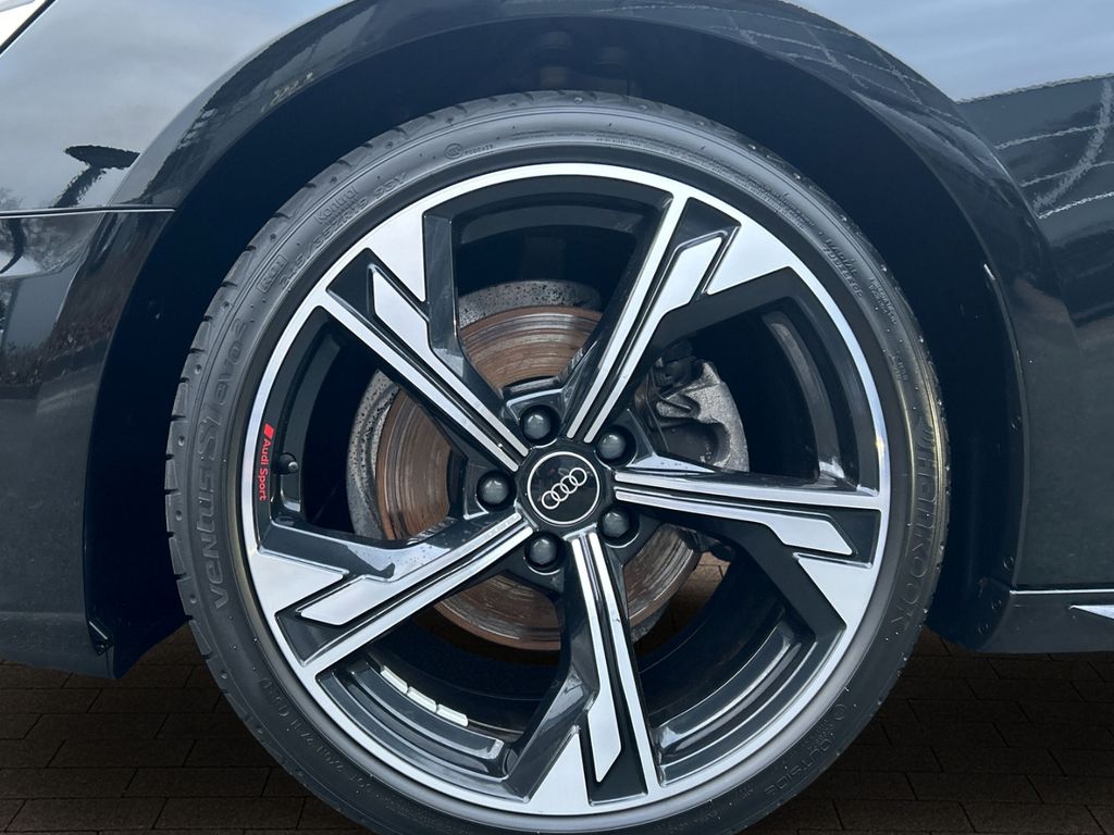 Audi A4 2024