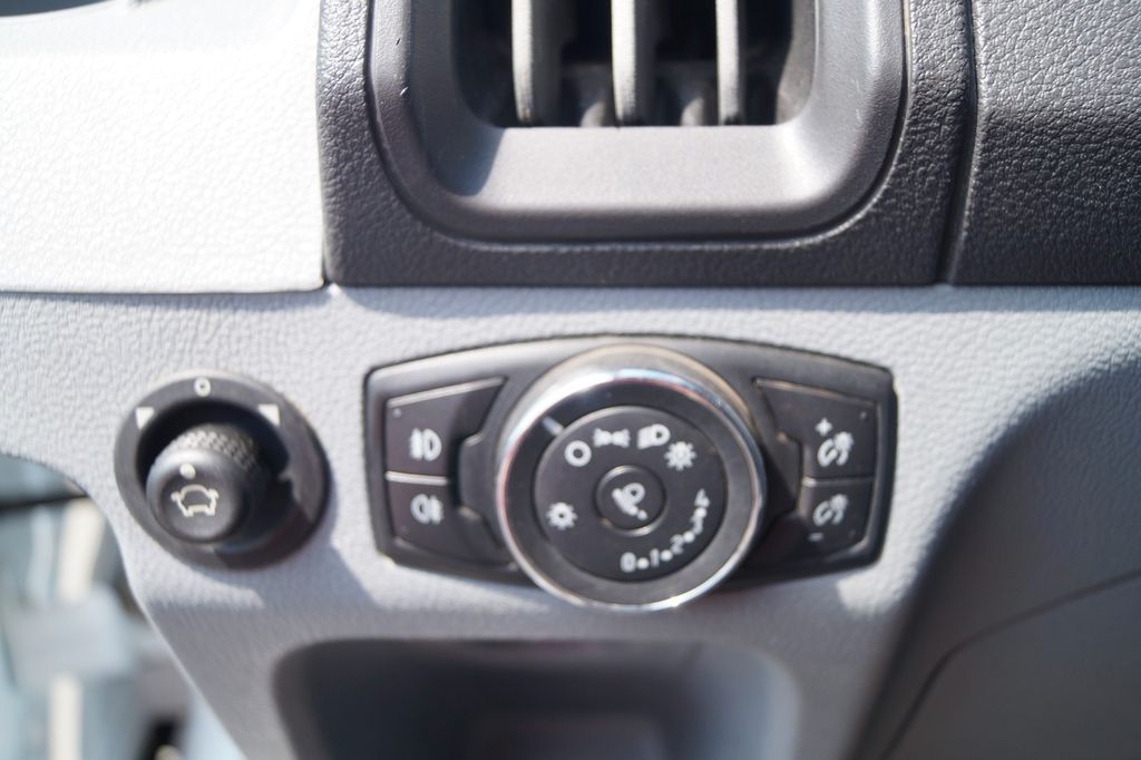 Ford Transit 2019