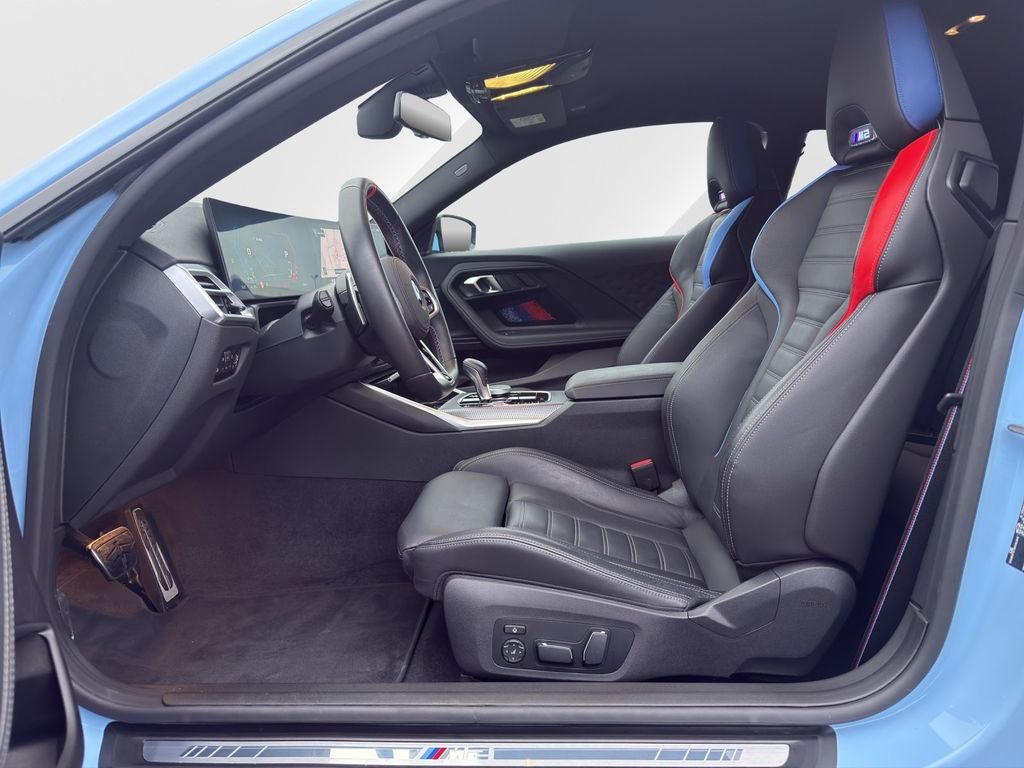 BMW M2 2025