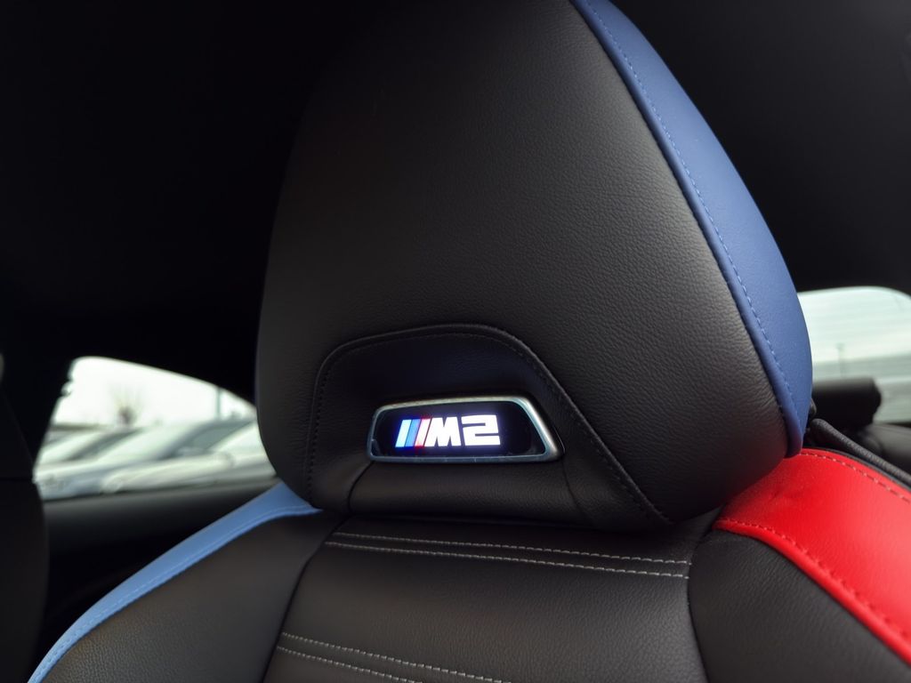 BMW M2 2025