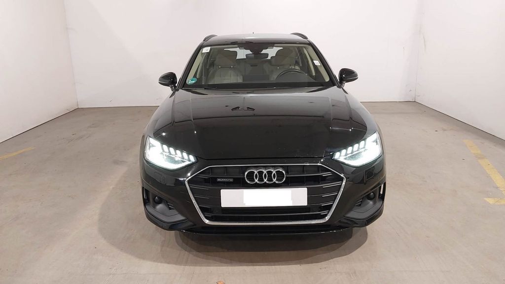 Audi A4 2022