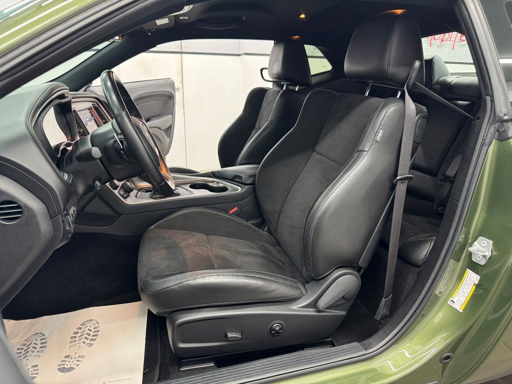 Dodge Challenger 2021