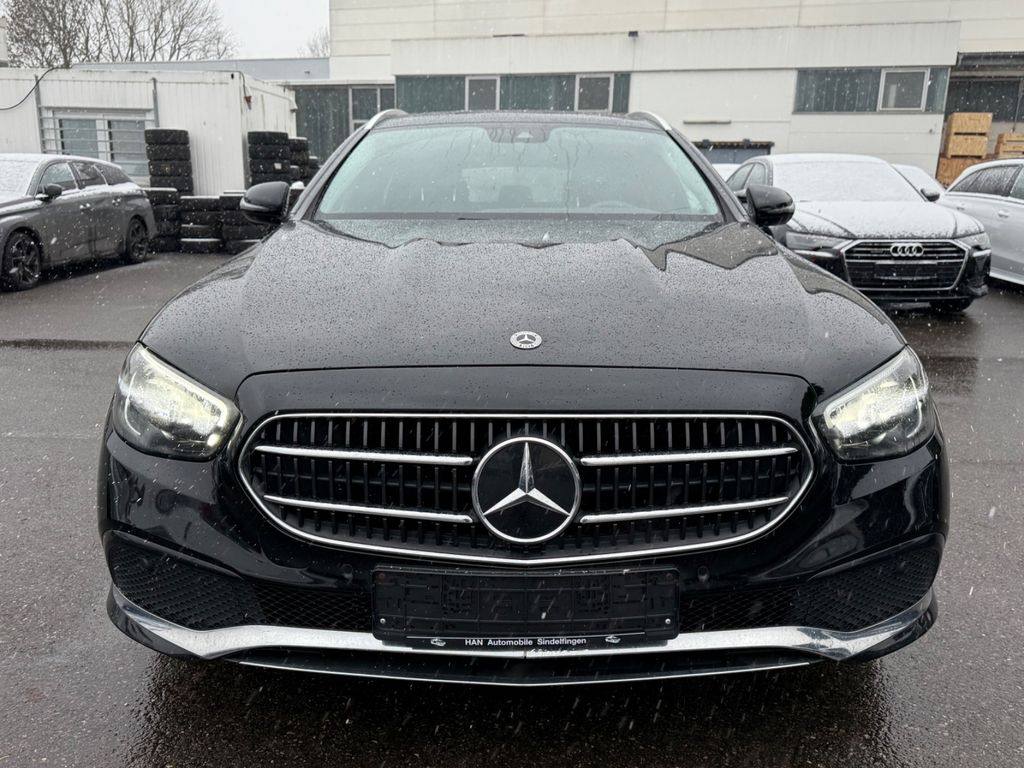 Mercedes-Benz E 300 2022