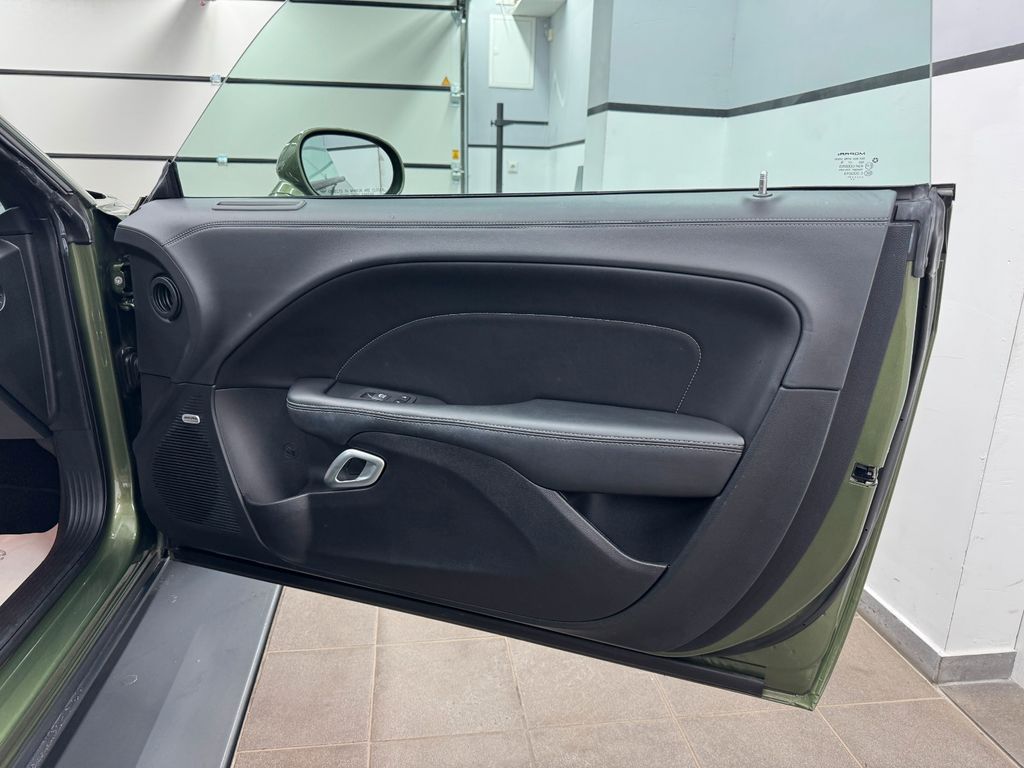 Dodge Challenger 2021