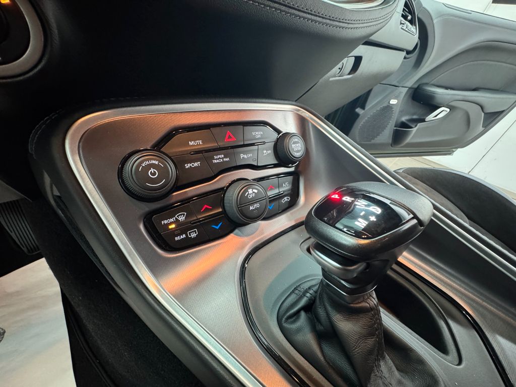 Dodge Challenger 2021