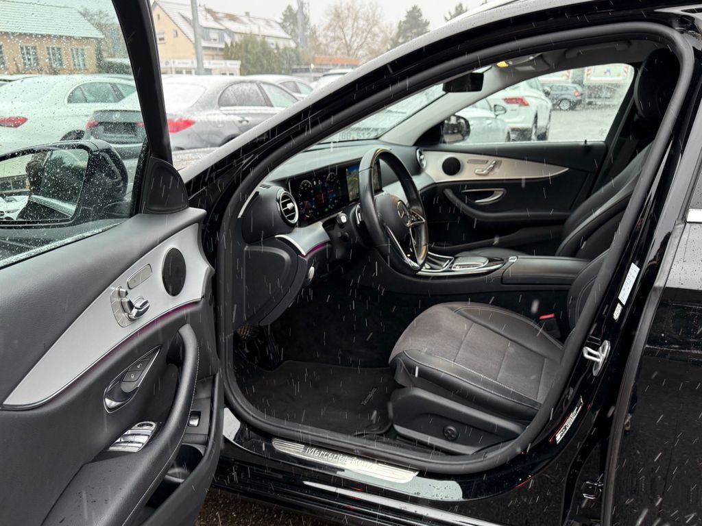 Mercedes-Benz E 300 2022