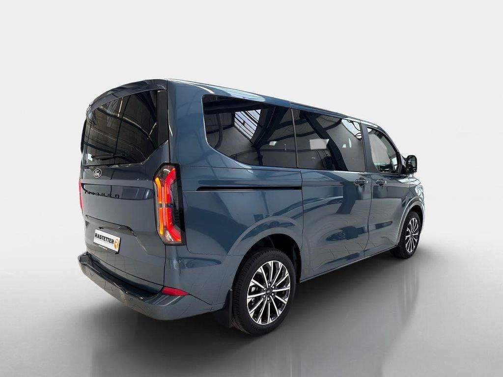 Ford Tourneo Custom 2025