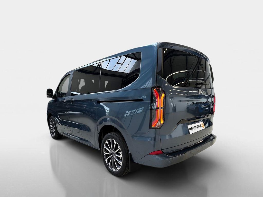 Ford Tourneo Custom 2025
