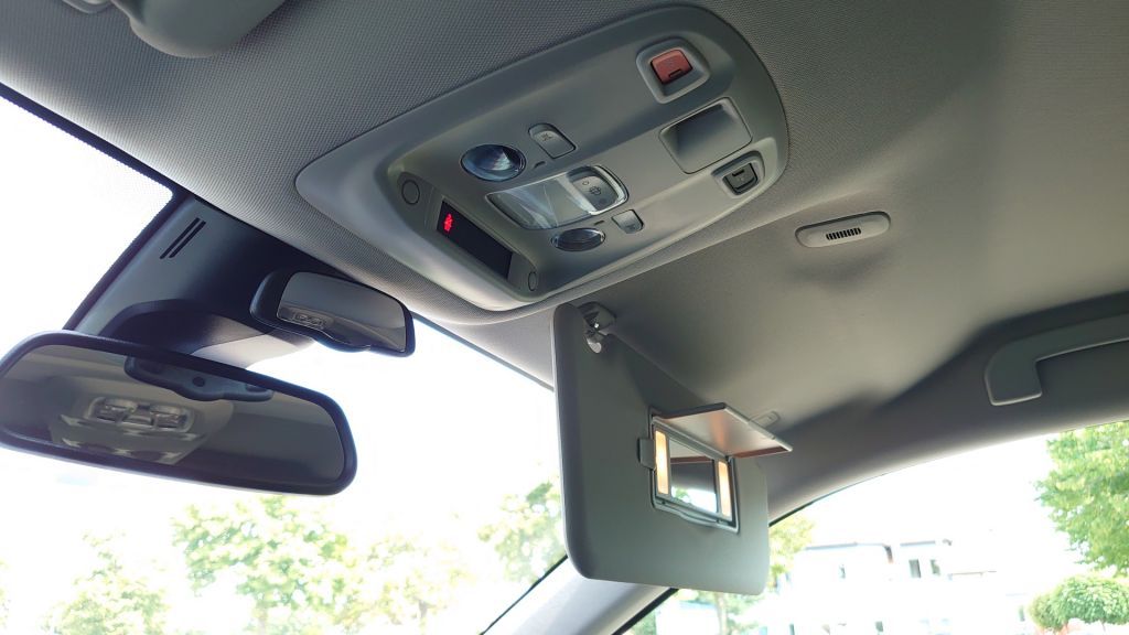 Peugeot Traveller 2021