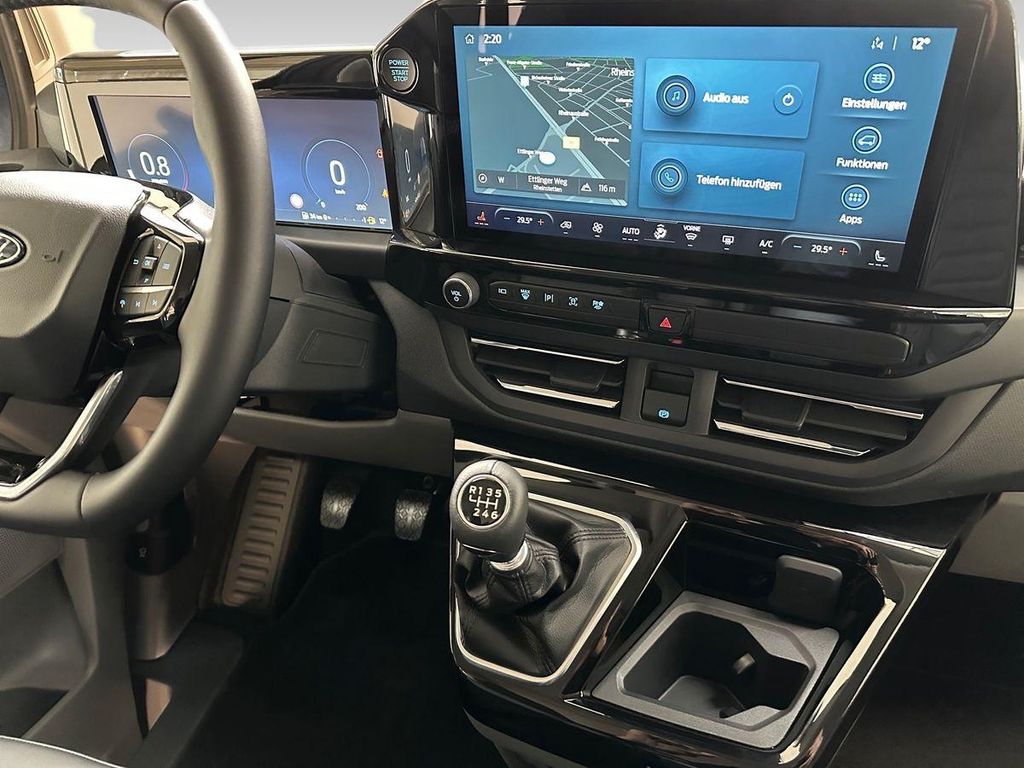 Ford Tourneo Custom 2025