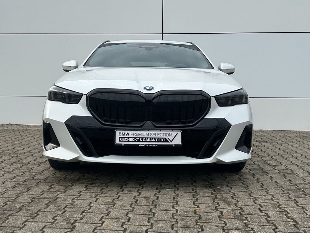 BMW 540 2025