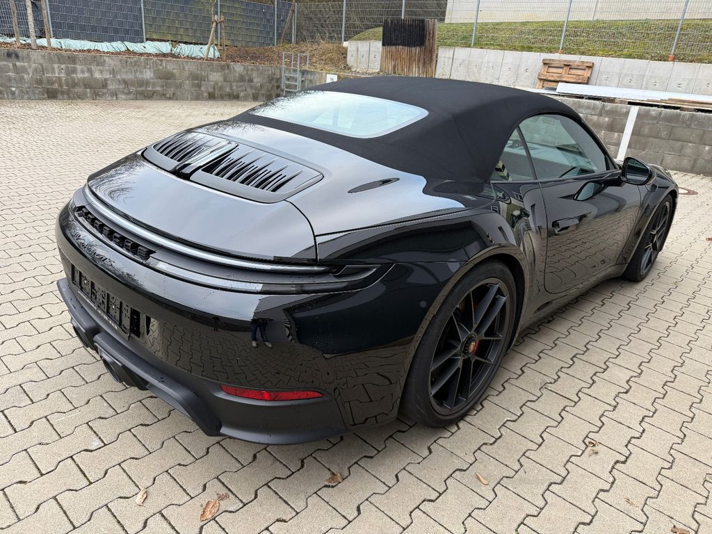Porsche 992 2025
