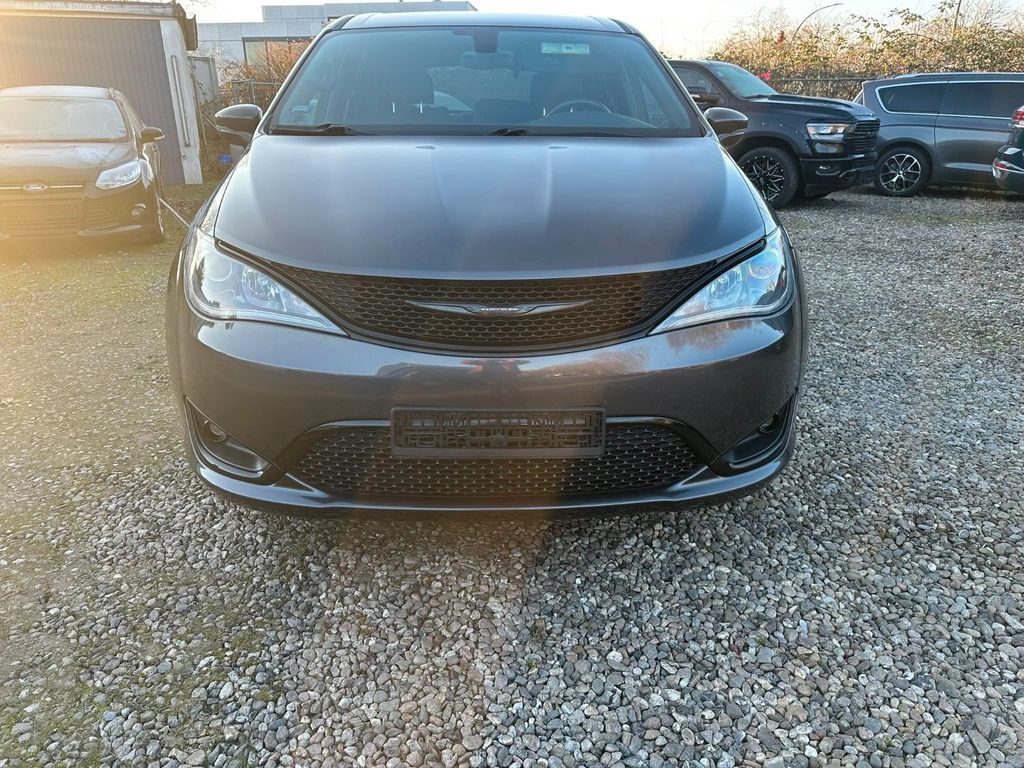 Chrysler Pacifica 2018