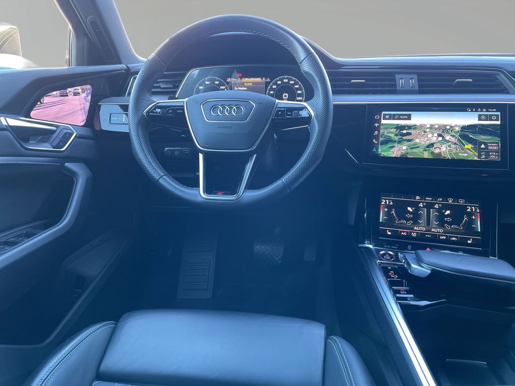 Audi e-tron 2023