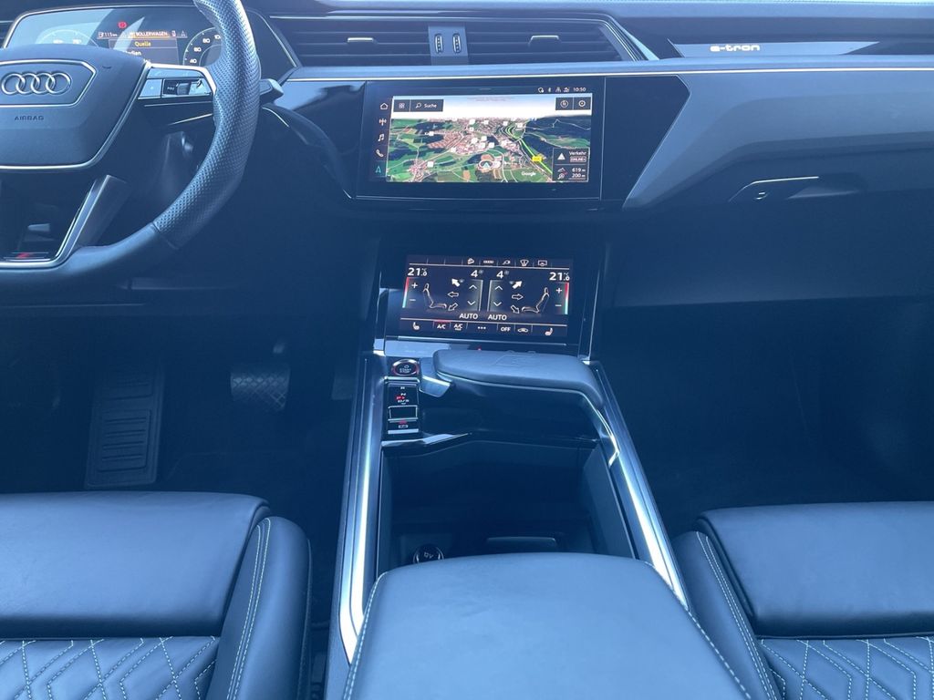 Audi e-tron 2023