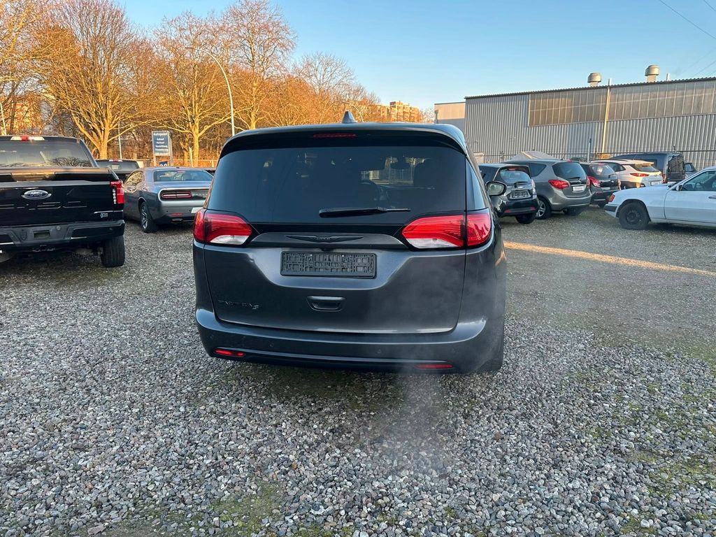 Chrysler Pacifica 2018