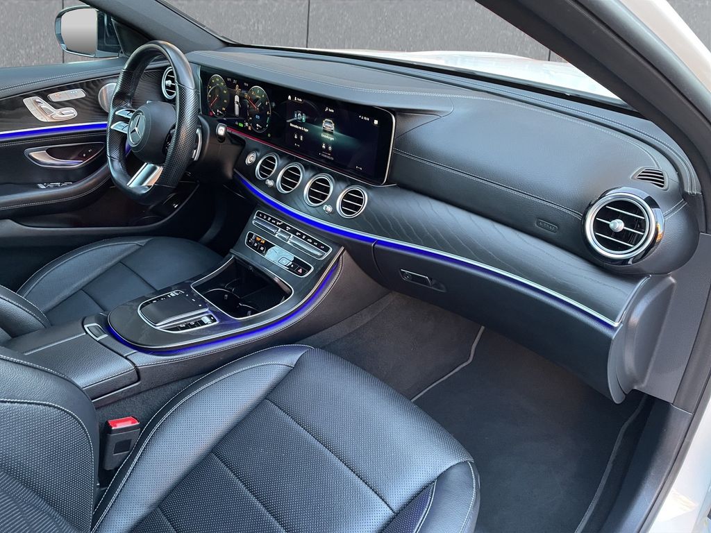 Mercedes-Benz E 300 2021