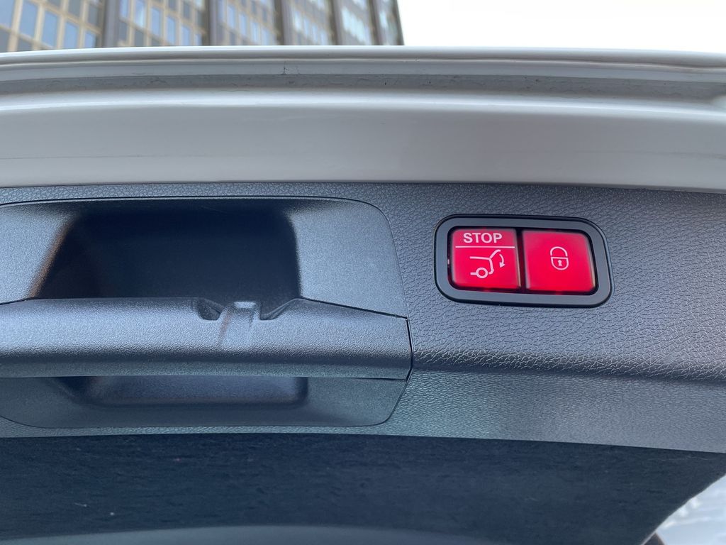 Mercedes-Benz E 300 2021