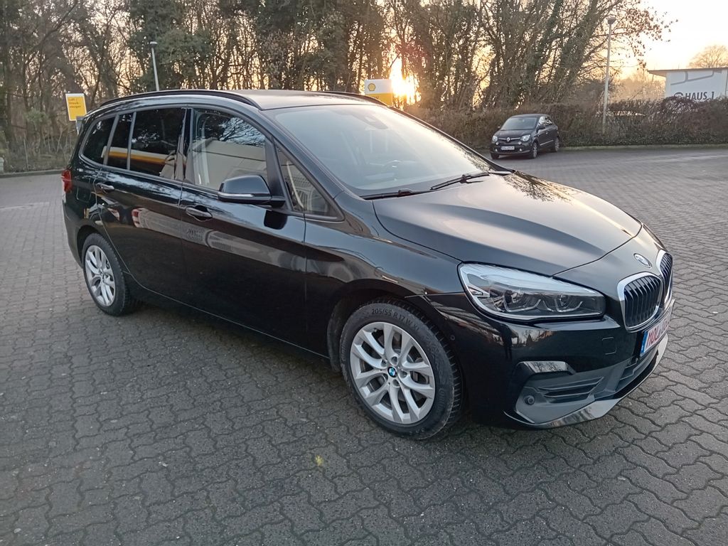 BMW 218 2023