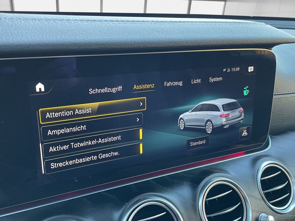 Mercedes-Benz E 300 2021