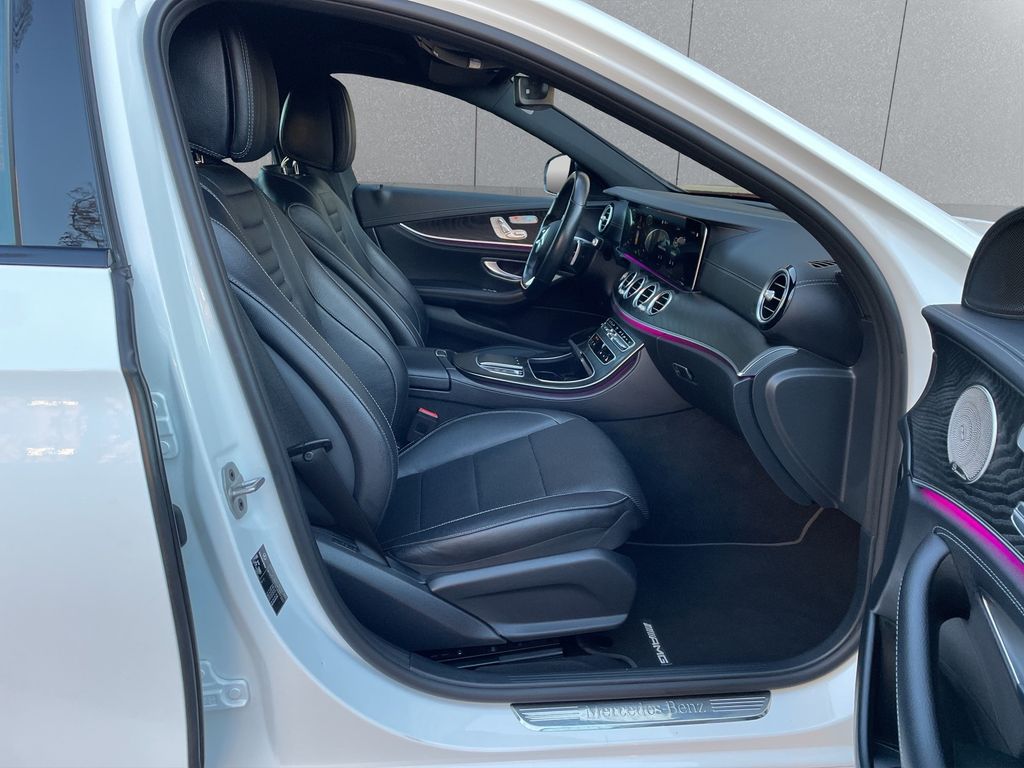 Mercedes-Benz E 300 2021