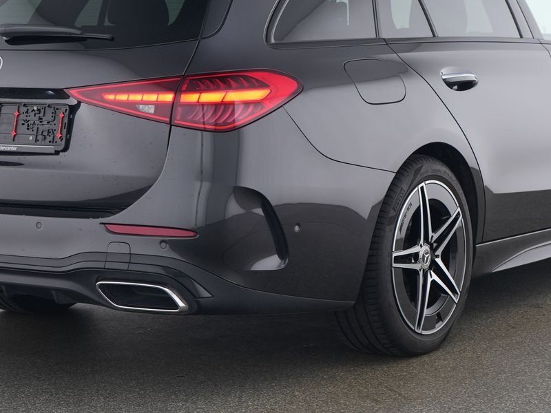 Mercedes-Benz C 220 2025