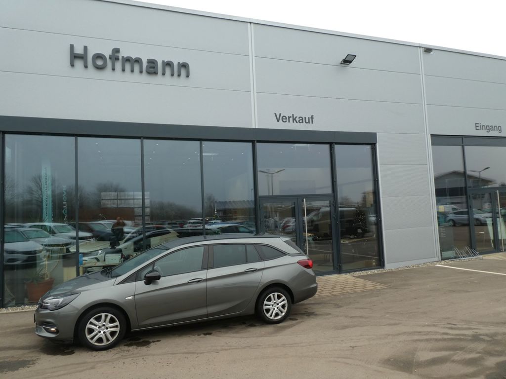 Opel Astra 2021