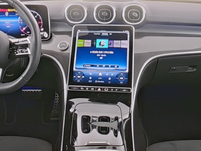 Mercedes-Benz C 220 2025