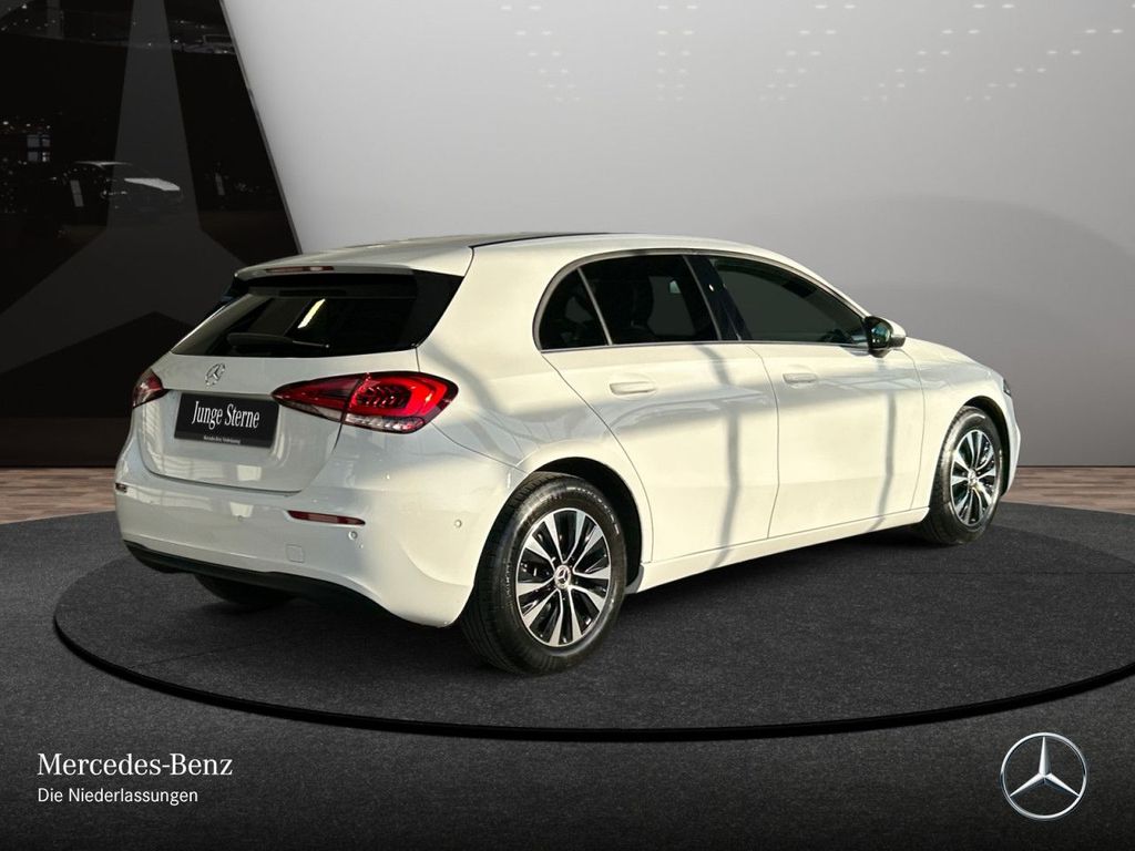 Mercedes-Benz A 180 2022