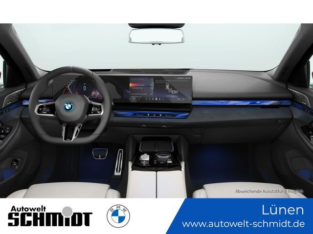 BMW i5 2025