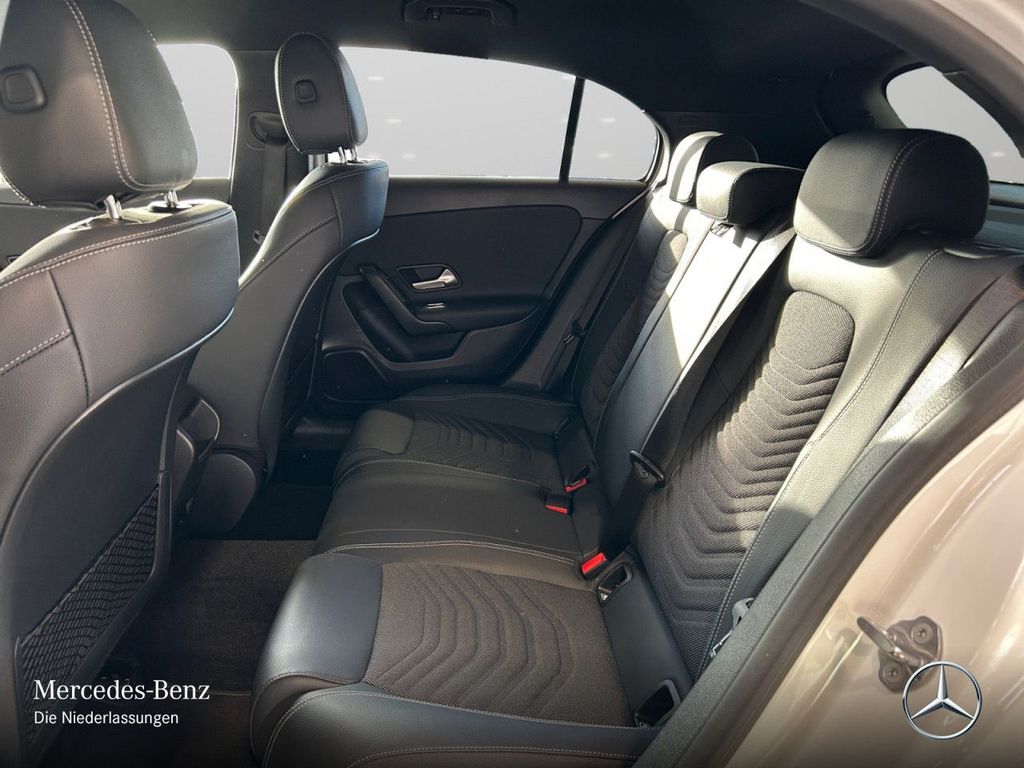 Mercedes-Benz A 180 2022