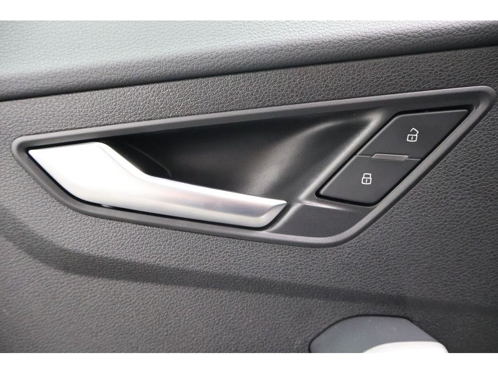 Audi Q2 2024